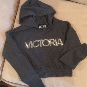 Victoria Sport Cropped Hoodie